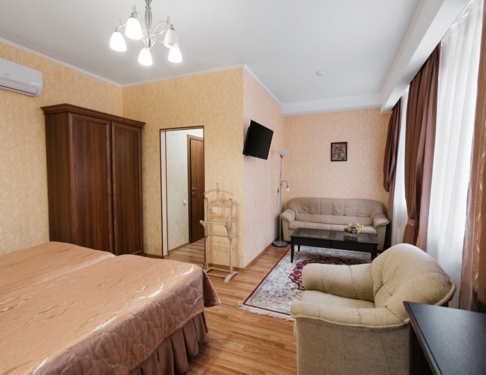 Джуниор сюит 2-местный Джуниор сюит - Санаторий «Славяновский исток» Железноводск