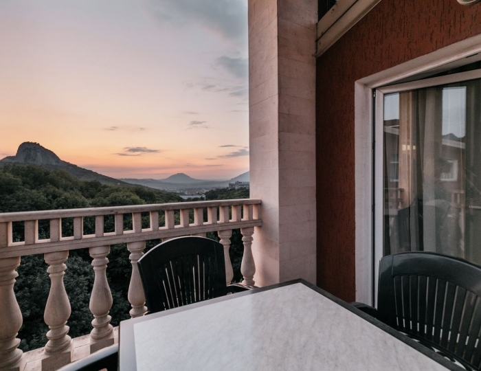 Люкс 2-комнатный 2-местный Де люкс - Санаторий «Славяновский исток» Железноводск